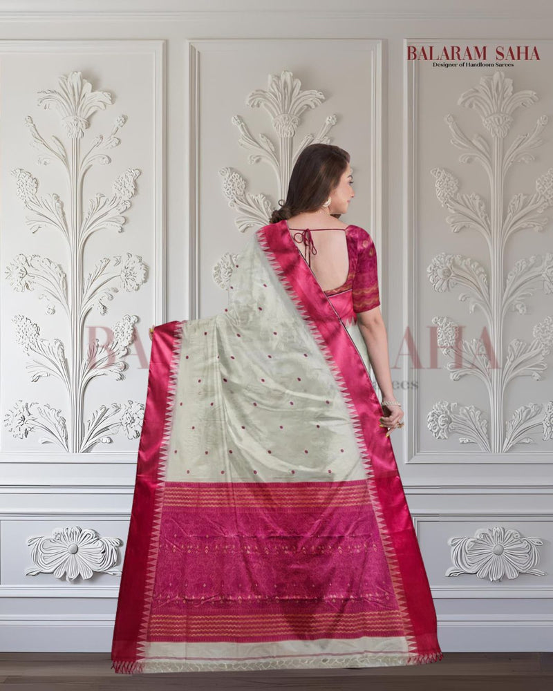 Garad Silk Dreams: The Off-White & Magenta Handloom Saree Masterpiece Of Balaram Saha Balaram Saha