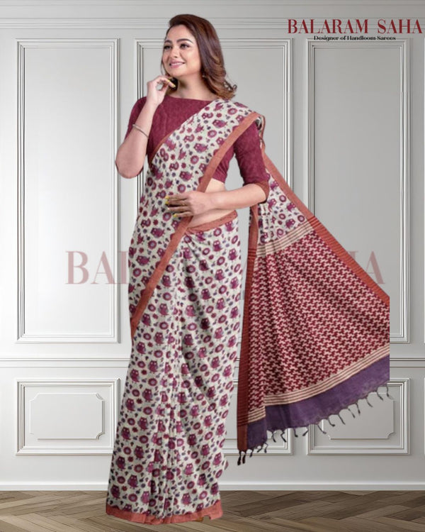 Off-White & Magenta Premium Handloom Soft Cotton Saree By Balaram Saha - (handloom saree, cotton saree, handloom cotton saree, balaram saha online, handloom sarees, cotton handloom saree, bengal handloom sarees, pure cotton, cotton saree for women, cotton saree online)  https://www.wix.com/
