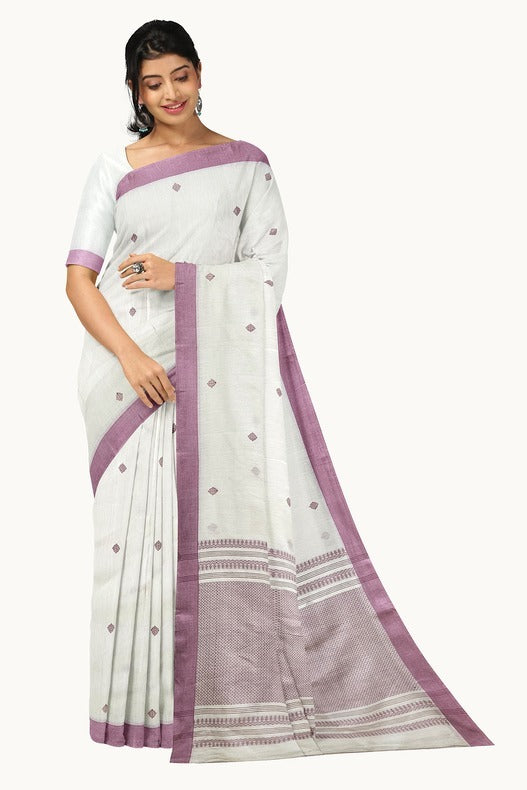 Off-White & Onion Pink Handloom Soft Cotton Saree (handloom saree, cotton saree, handloom cotton saree, balaram saha online, handloom sarees, balaram saha handloom saree store photos, balaram saha handloom saree store, cotton handloom saree, bengal handloom sarees, pure cotton, cotton saree for women, cotton saree online)  https://www.reddit.com/