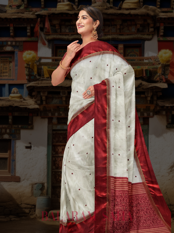 Off-White & Red Handloom Garad Silk Saree With Satin Woven Temple Border by Balaram Saha - (handloom saree, silk saree, handloom silk saree, balaram saha online, silk sarees, silk handloom saree, bengal handloom sarees, pure silk, garad silk saree, silk saree online, bengali silk saree)  https://github.com/