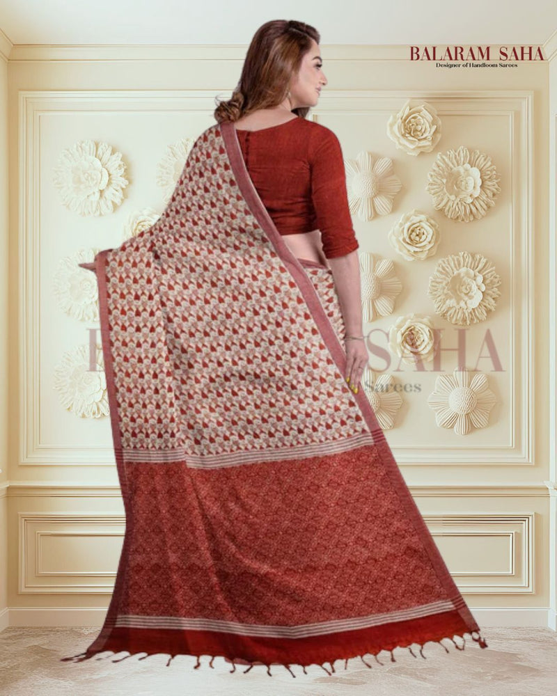 Off-White & Red Premium Handloom Cotton Saree (Fish Print) - A Balaram Saha - (handloom saree, cotton saree, handloom cotton saree, balaram saha online, handloom sarees, cotton handloom saree, bengal handloom sarees, pure cotton, cotton saree for women, cotton saree online)
