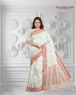 Indulge in Off-White: Balaram Saha's Handwoven Cotton Jamdani Saree Balaram Saha