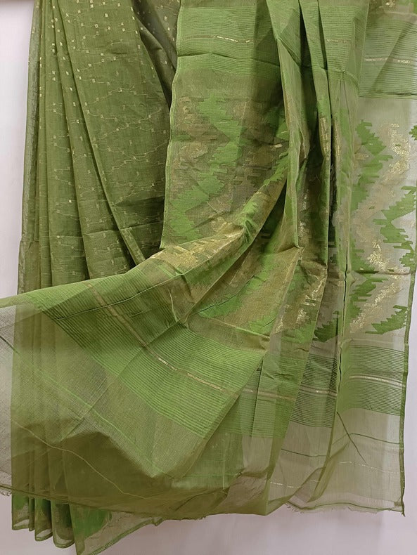 Experience Luxury: Olive Green & Gold Handwoven Jamdani saree (handloom saree, jamdani saree, jamdani sarees, cotton jamdani saree, jamdani cotton saree, handloom cotton saree, balaram saha online, jamdani saree online, soft jamdani saree, dhakai jamdani saree, dhakai jamdani sarees, Jamdani Border Saree, balaram saha handloom saree store photos)    https://www.naver.com/