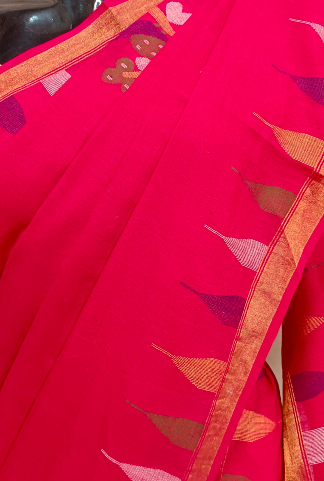 Pinkish Red Handspun Cotton Dhakai Jamdani Saree (handloom saree, jamdani saree, jamdani sarees, cotton jamdani saree, jamdani cotton saree, handloom cotton saree, balaram saha online, jamdani saree online, soft jamdani saree, dhakai jamdani saree, dhakai jamdani saree, Jamdani Border Saree, handloom saree, balaram saha handloom saree store photos)  https://photos1.blogger.com/