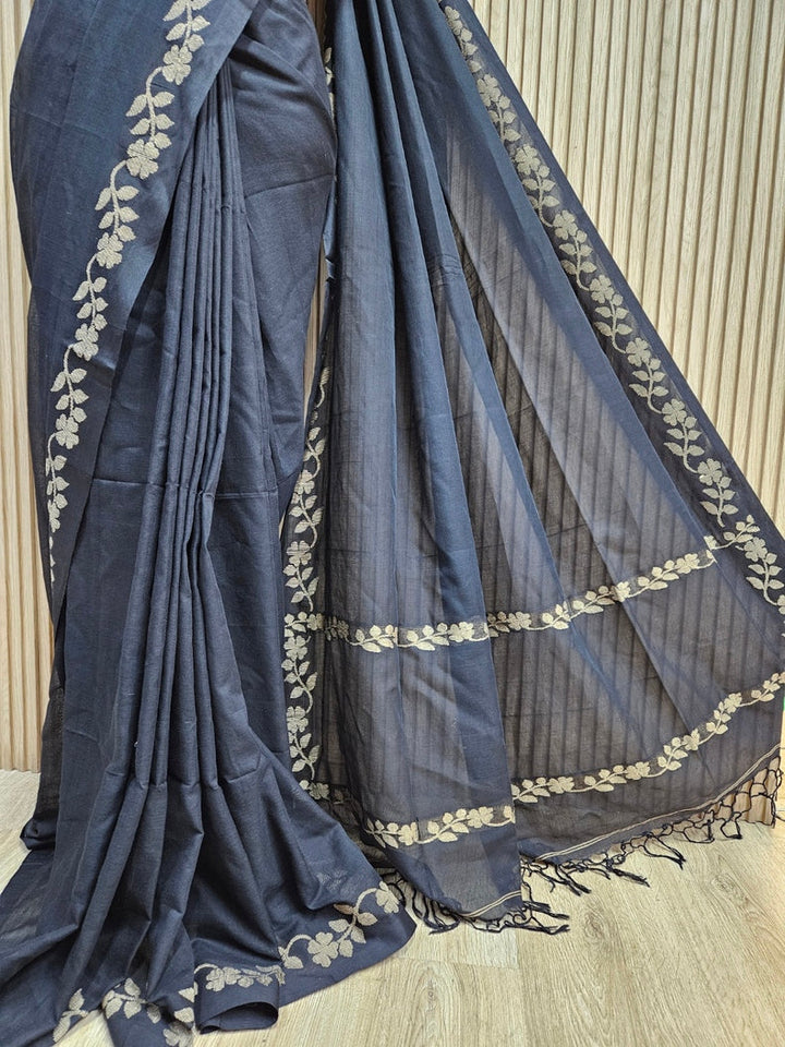 Experience the Understated Beauty of This Black Handloom Cotton Saree Balaram Saha