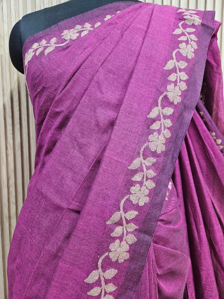 Drape Yourself in Timeless Elegance With this Exquisite Handloom Cotton Saree Balaram Saha