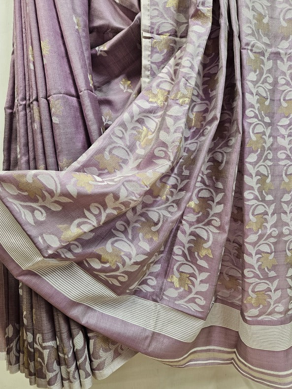 Mauve & White Soft Handloom Katan Silk Jamdani Saree Balaram Saha