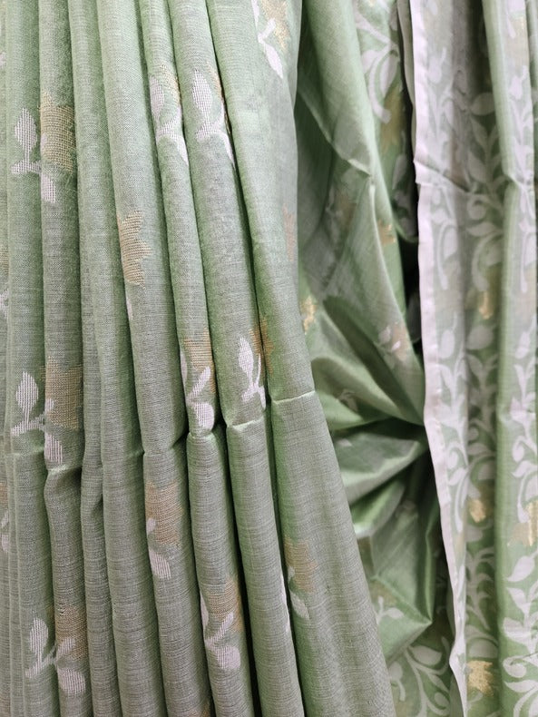Green & White Soft Handloom Katan Silk Jamdani Saree Balaram Saha