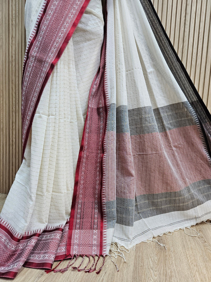 Off-White | Elevate your Everyday Elegance with this Exquisite Handloom Cotton Saree Balaram Saha