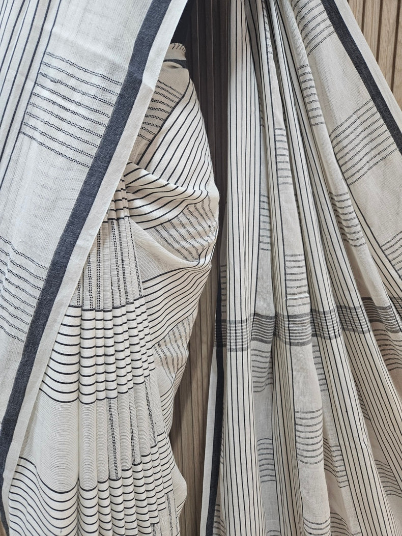 White & Black Premium Handloom Cotton Ckecks Saree Balaram Saha