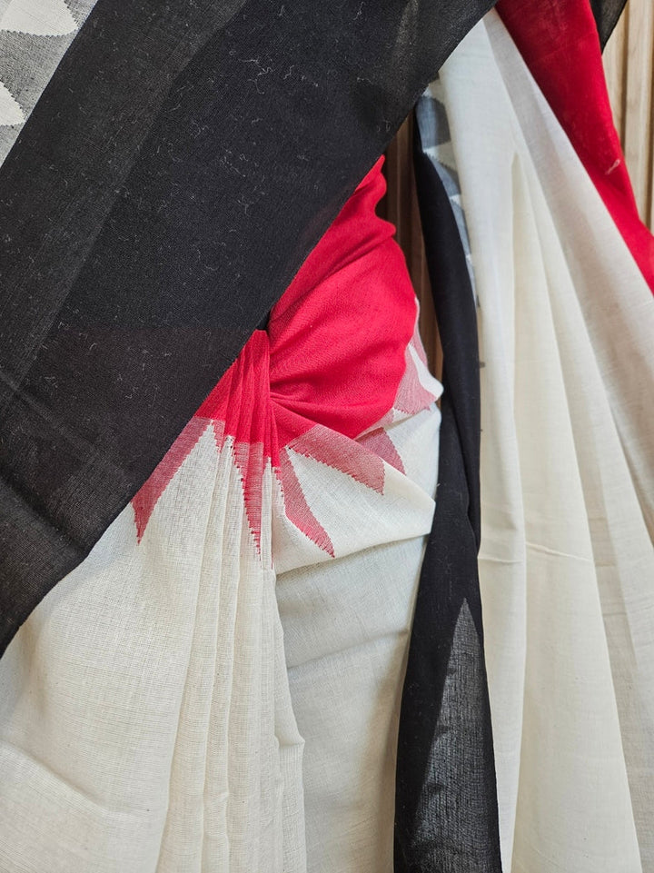 Lassic with a Twist: Balaram Saha's Off-White with Red and Black Ganga Jamuna Cotton Saree Balaram Saha