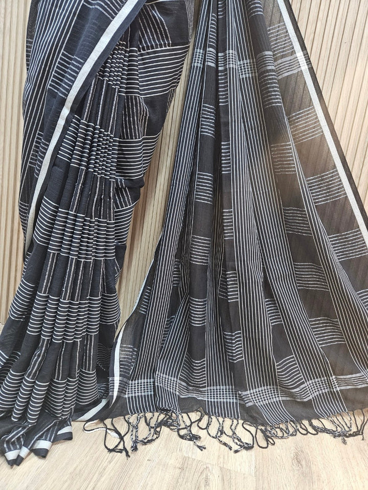 Black & White Premium Handloom Cotton Checks Saree Balaram Saha