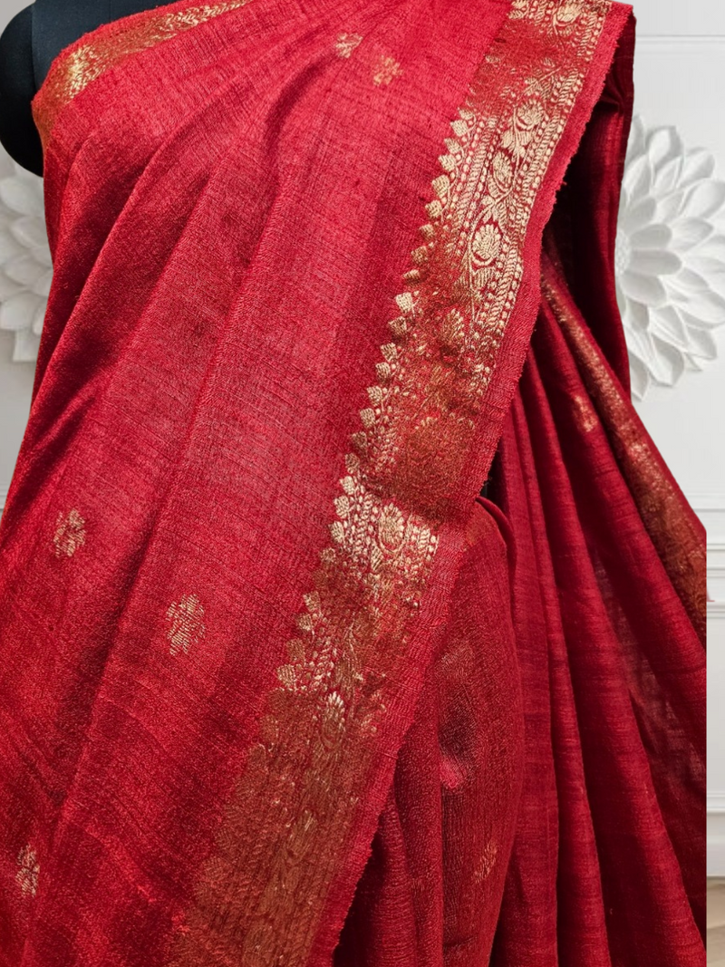 Red Soft Handloom premium Matka Silk Saree With Zari Border Balaram Saha