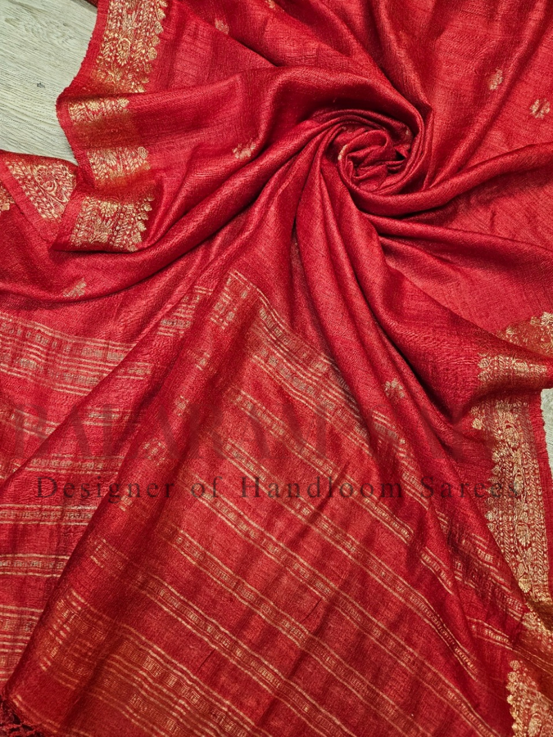 Red Soft Handloom premium Matka Silk Saree With Zari Border Balaram Saha