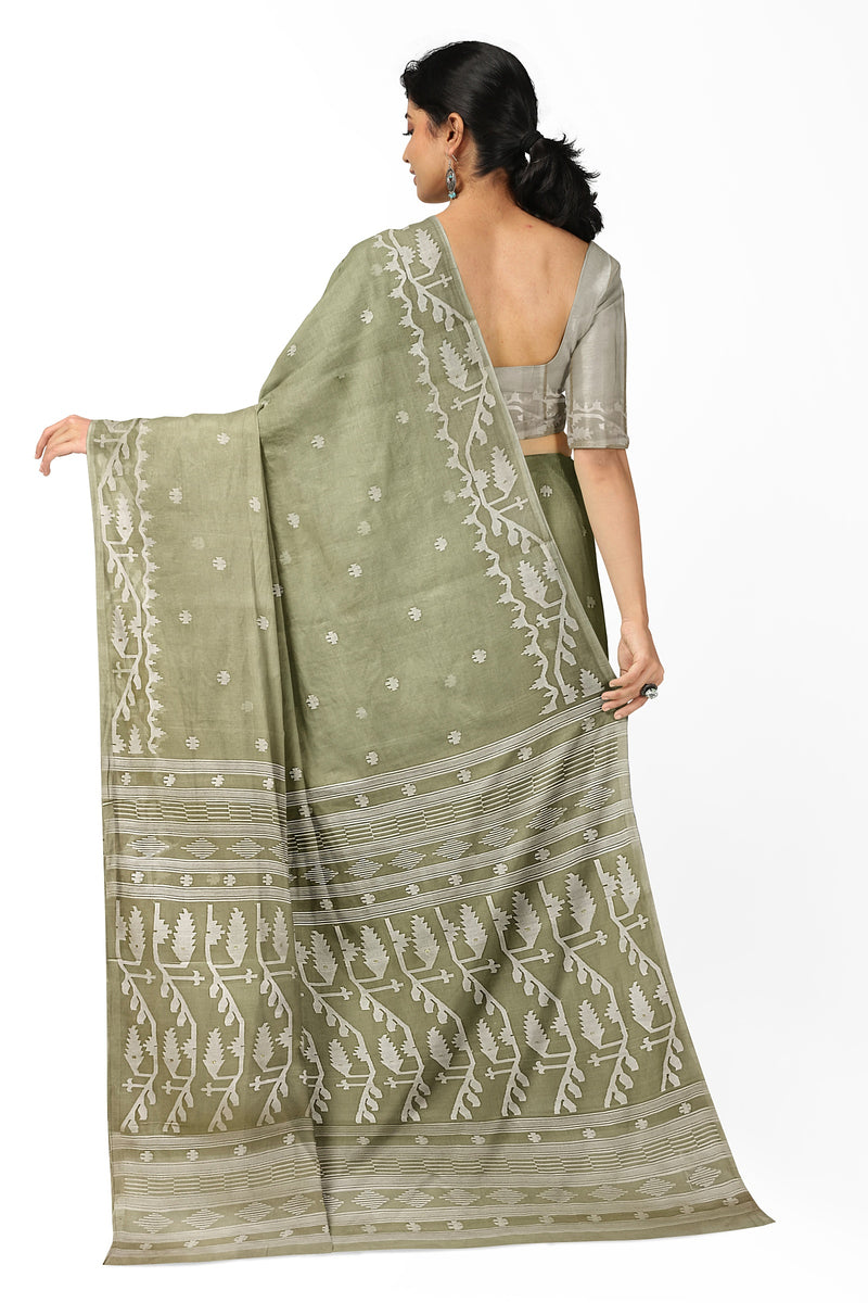 Light Green & White Handwoven Muslin Silk Jamdani Saree Balaram Saha    https://www.wikipedia.org/