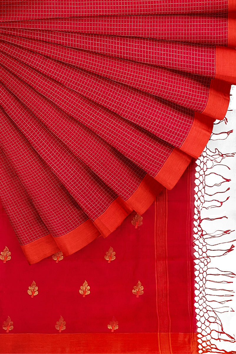 Red and Orange Handloom Cotton Sari Balaram Saha