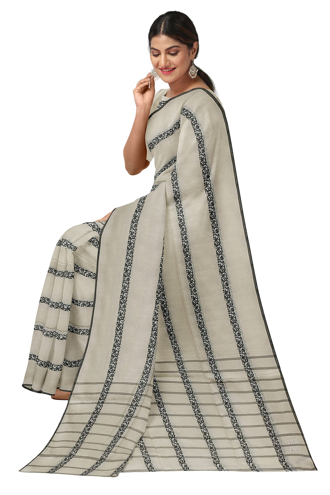 White & Black Soft Handloom Cotton Saree Balaram Saha