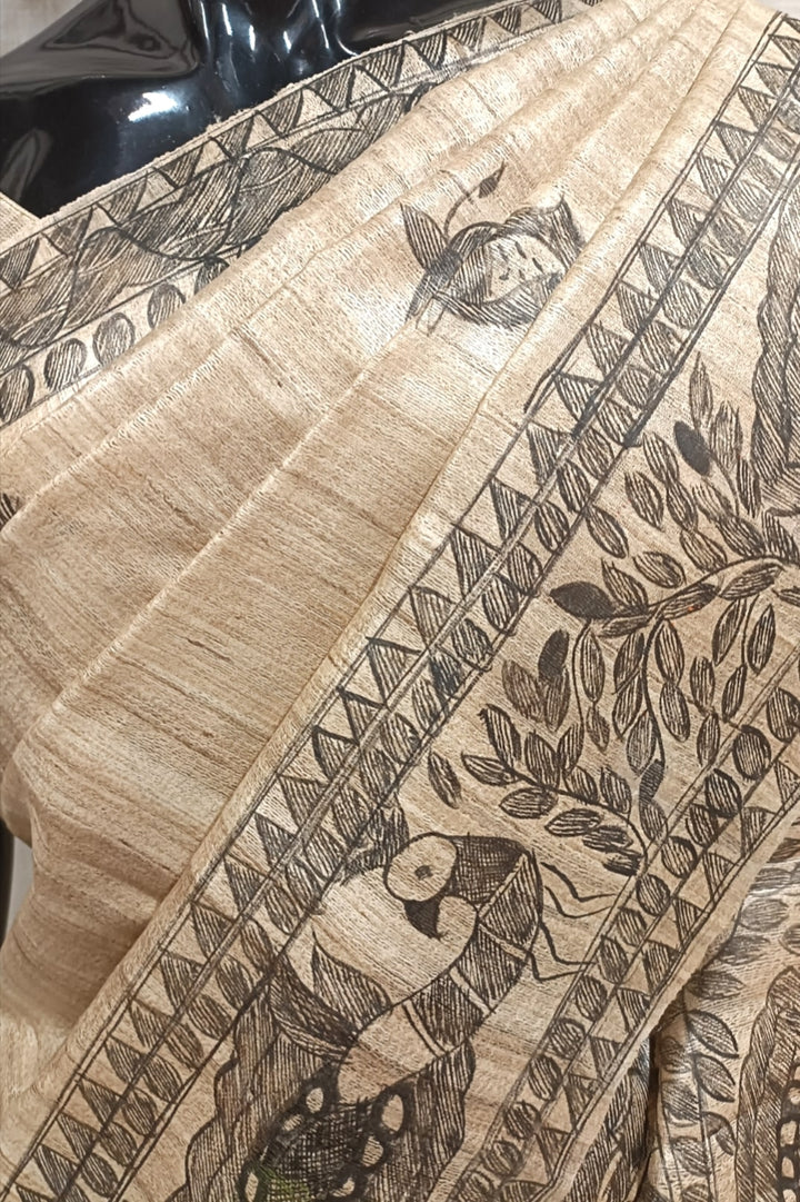 The Black & Beige Madhubani Painting Ghicha Tussar Silk Saree (handloom saree, silk saree, handloom silk saree, balaram saha online, silk sarees, balaram saha handloom saree store photos, balaram saha handloom saree store, silk handloom saree, bengal handloom sarees, pure silk, tussar silk saree, silk saree online, tussar silk) https://ja.wikipedia.org/wiki/%E3%83%A1%E3%82%A4%E3%83%B3%E3%83%9A%E3%83%BC%E3%82%B8