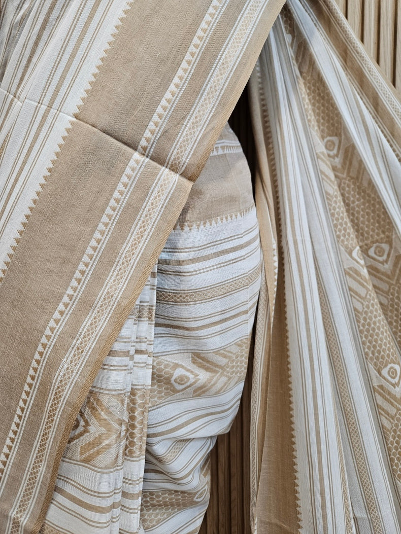Off-White Beige  Handloom Traditional Dhonekali Saree&nbsp; Balaram Saha