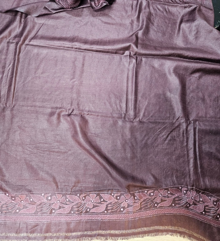 Discover the Timeless Elegance of this exquisite Tussar Kantha Silk Saree Balaram Saha