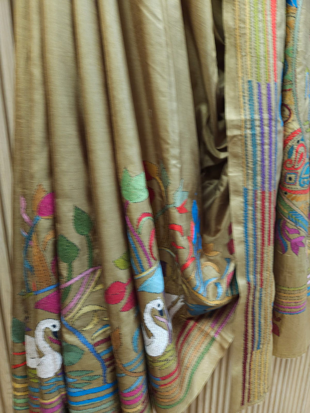 Exclusive Balaram Saha Olive Green & Multi Kantha Silk Saree Balaram Saha