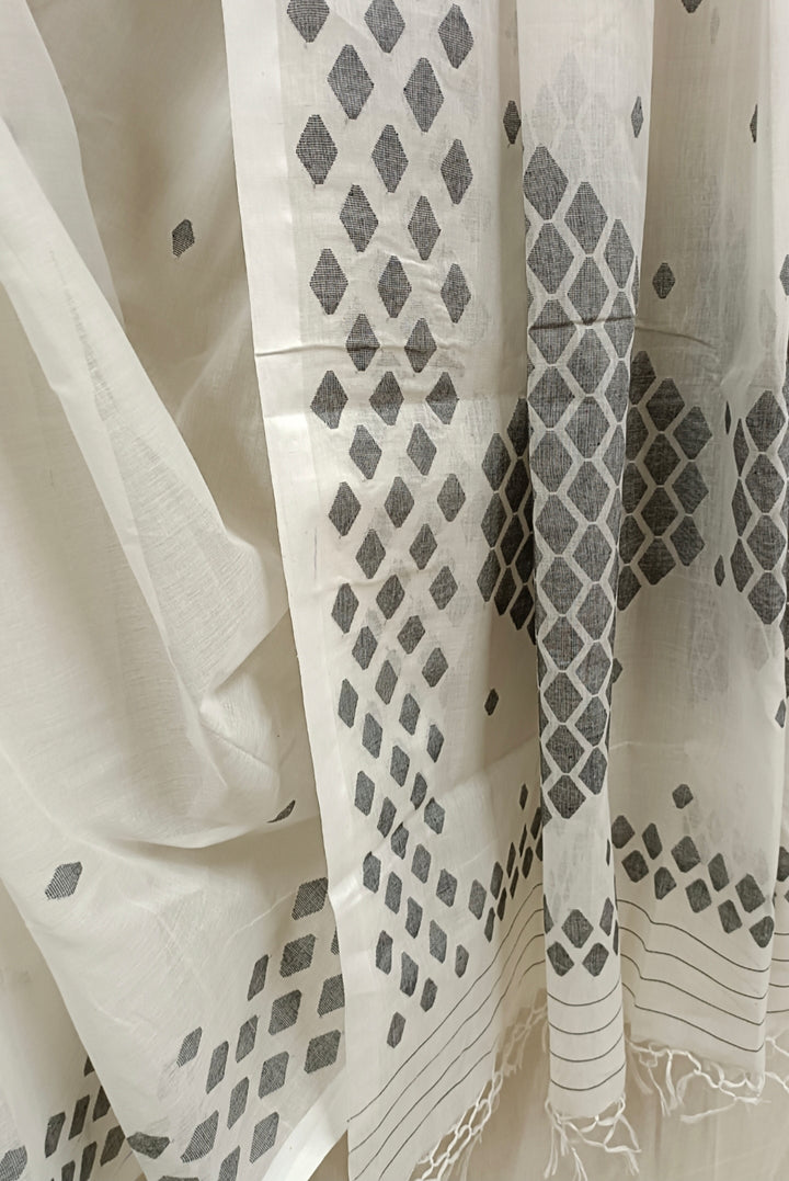 White & Black Handloom Handwoven Cotton Jamdani Saree Balaram Saha