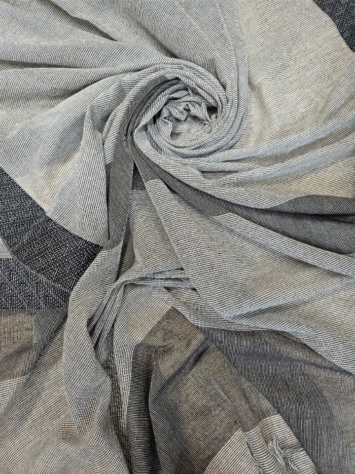 White & Black Checks Cotton Saree by Balaram Saha - (handloom saree, cotton saree, handloom cotton saree, balaram saha online, handloom sarees, cotton handloom saree, bengal handloom sarees, pure cotton, cotton saree for women, cotton saree online)
https://www.shopify.com/in