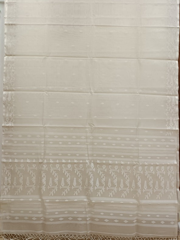 white-on-white handloom muslin silk handwoven jamdani saree Balaram Saha