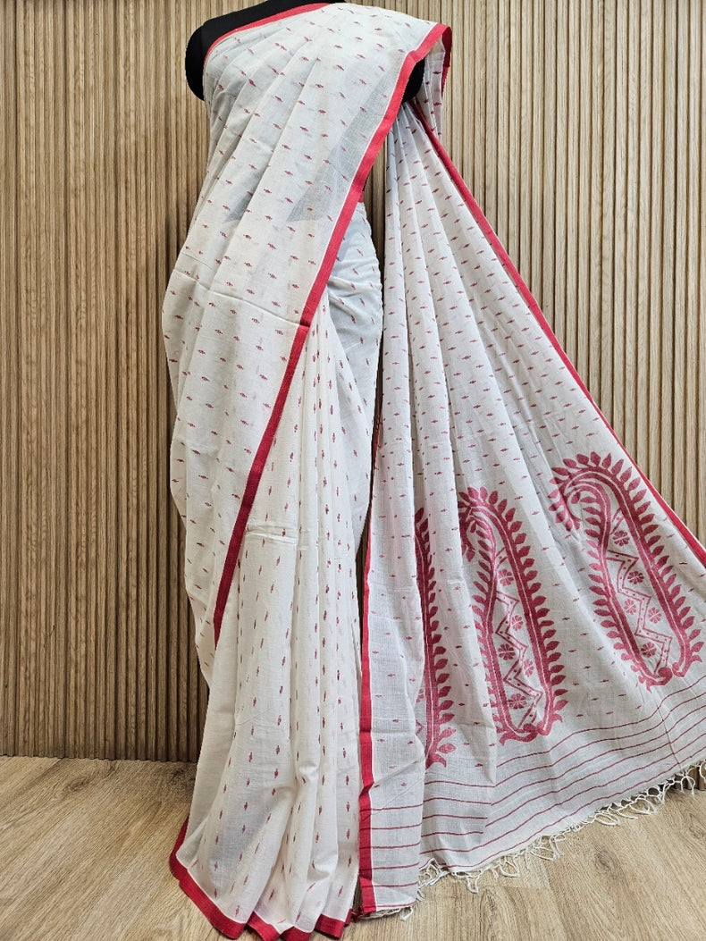 Off-White & Red Handwoven Traditional Cotton Jamdani Saree Balaram Saha