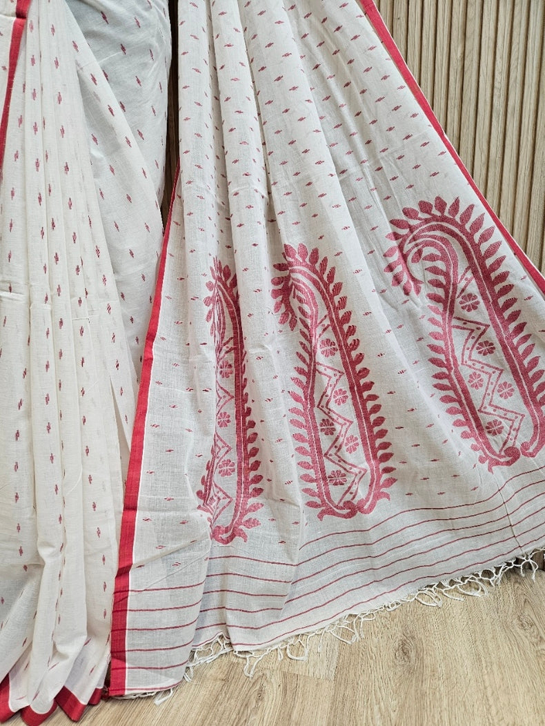 Off-White & Red Handwoven Traditional Cotton Jamdani Saree Balaram Saha