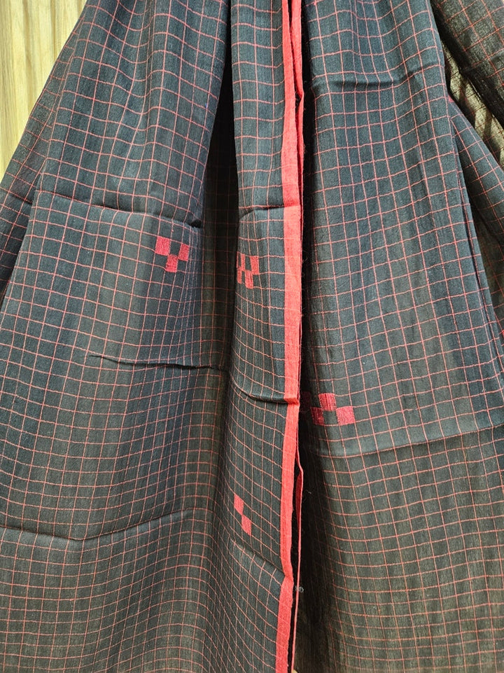 Black & Red Handloom Handwoven Jamdani Stole Balaram Saha
