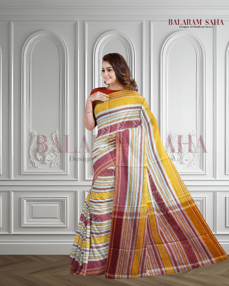 Off-White Handloom Soft Traditional Dhonekali Fish Design Saree Balaram Saha