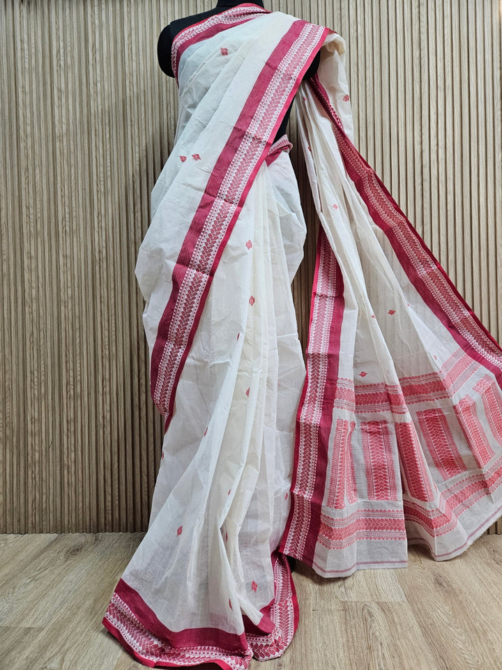 Off-White & Red | Elevate your Ethnic Wardrobe With this Stunning Handloom Totton Saree Balaram Saha