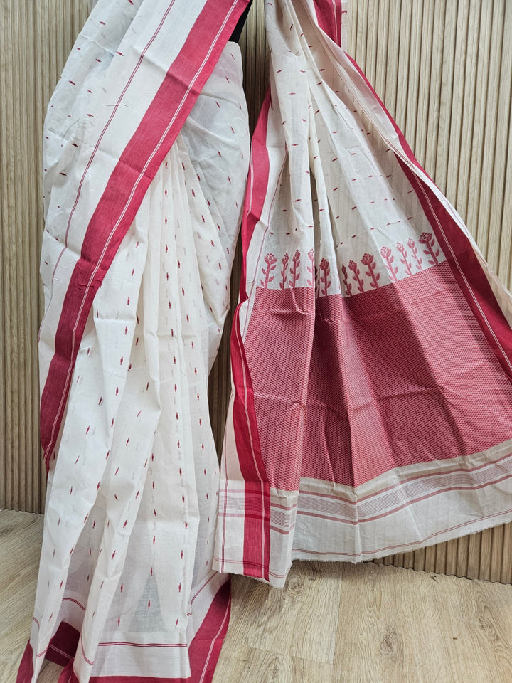 Embrace Timeless Elegance with this Stunning off-white Traditiona Cotton Saree Balaram Saha