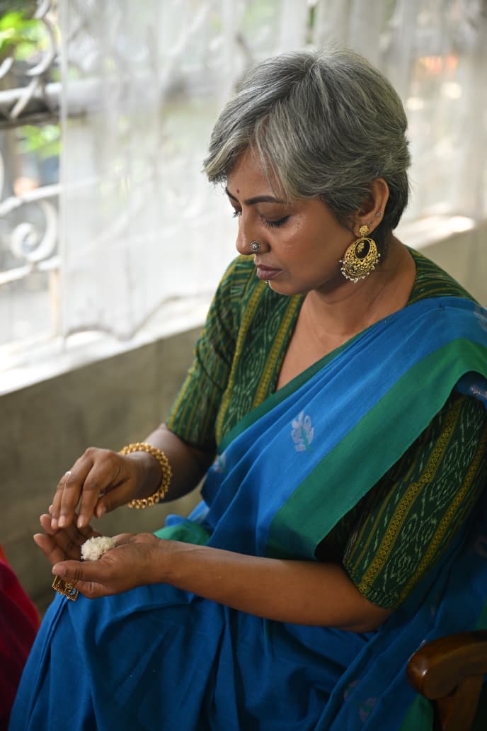 Handloom Cotton Saree by Balaram Saha – Bright Blue with Green Border Balaram Saha