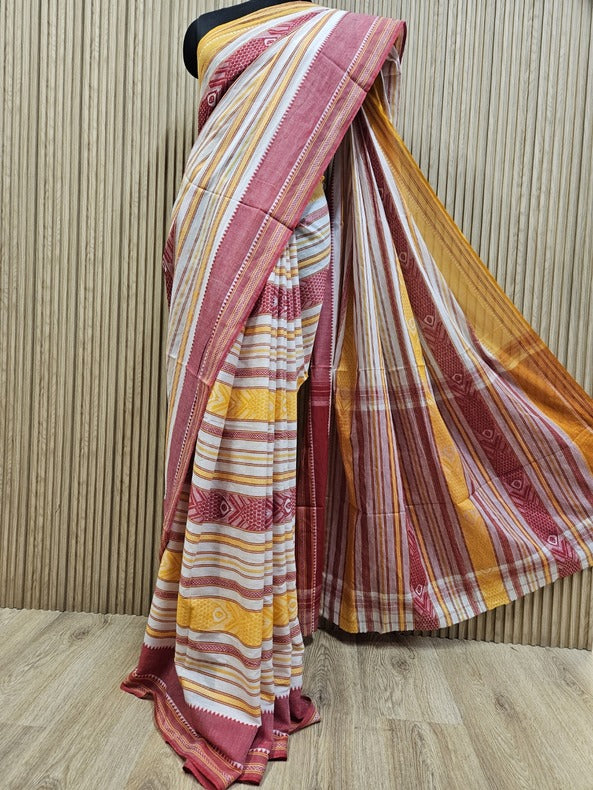 Off-White Handloom Soft Traditional Dhonekali Fish Design Saree bal