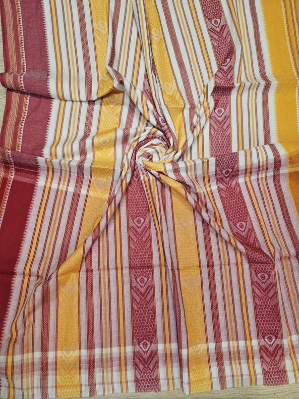 Off-White Handloom Soft Traditional Dhonekali Fish Design Saree bal