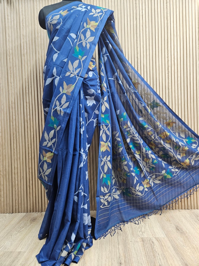 Masterful Craft: Balaram Saha's Blue & Multi Handwoven Cotton Jamdani Saree Balaram Saha