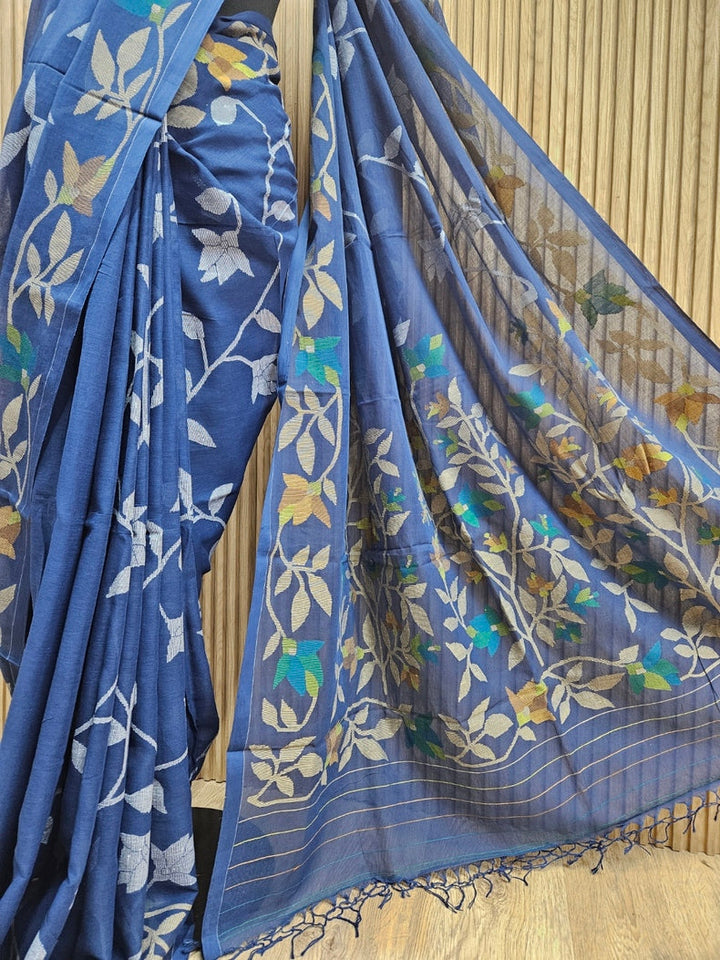 Masterful Craft: Balaram Saha's Blue & Multi Handwoven Cotton Jamdani Saree Balaram Saha