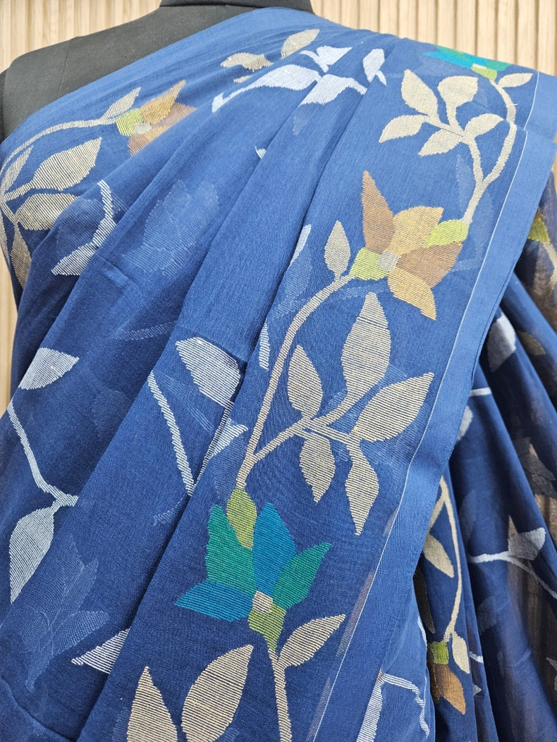 Masterful Craft: Balaram Saha's Blue & Multi Handwoven Cotton Jamdani Saree Balaram Saha