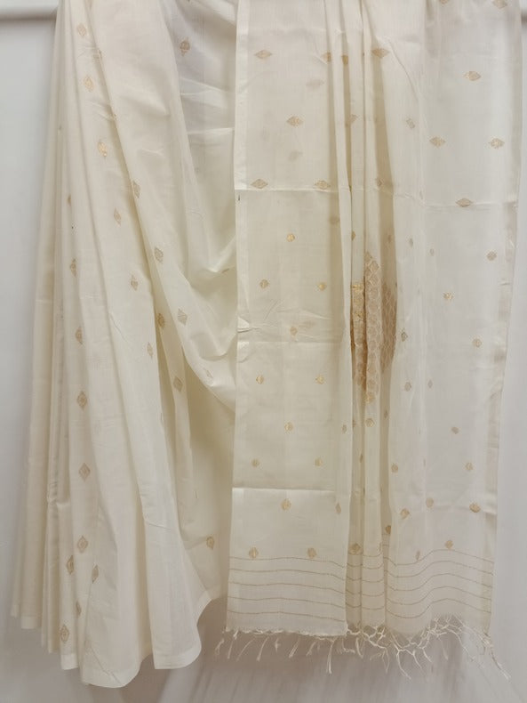 White and Gold Handloom Traditional Cotton Jamdani Saree Balaram Saha