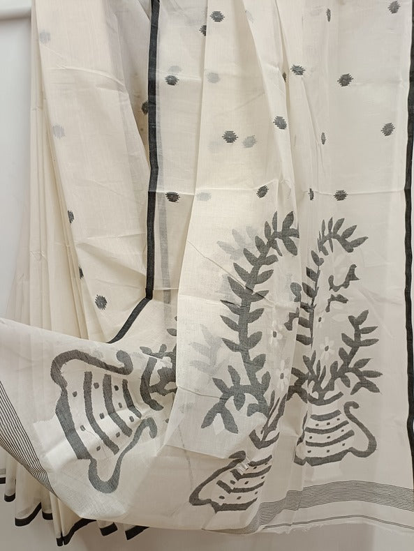 White and Black Traditional Handwoven Cotton Jamdani Saree Balaram Saha