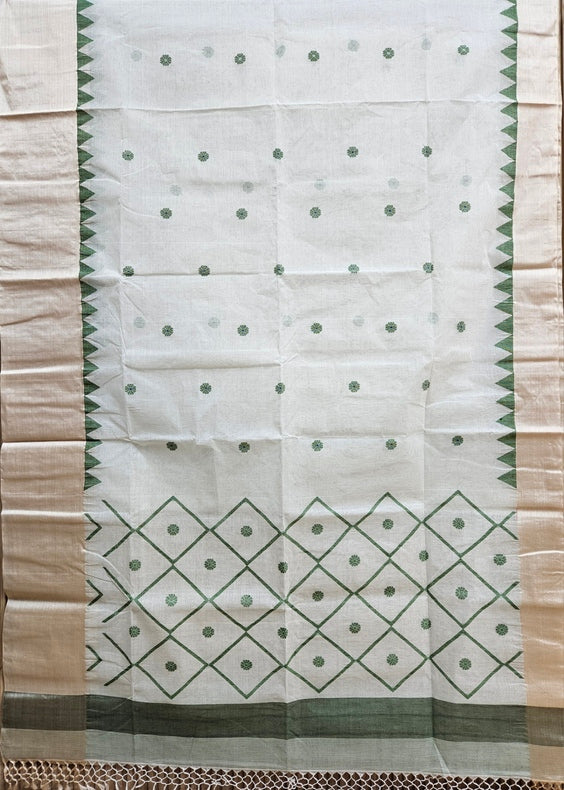 Off-White & Green Traditional Handloom Cotton Saree With Tussar Border Balaram Saha