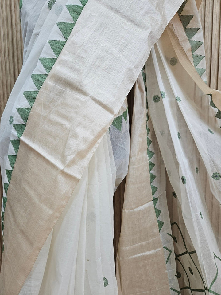 Off-White & Green Traditional Handloom Cotton Saree With Tussar Border Balaram Saha