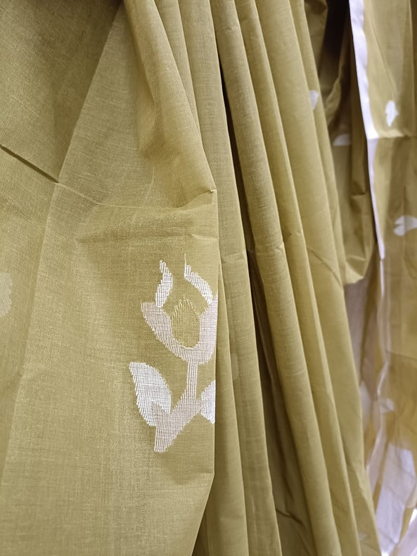 Olive Green & Beige Handwoven Traditional Cotton Jamdani Saree Balaram Saha