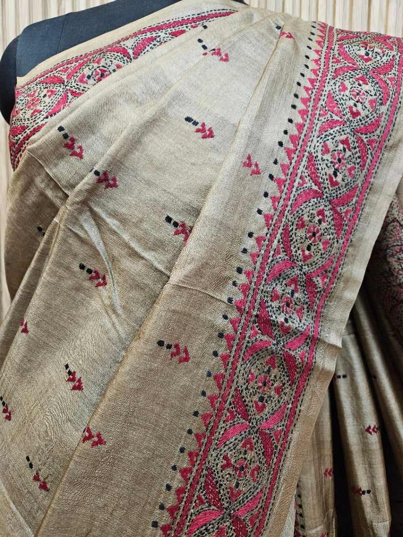Luxurious Katan Silk| Balaram Saha's Black Village Scene Kantha Stitch Saree Balaram Saha