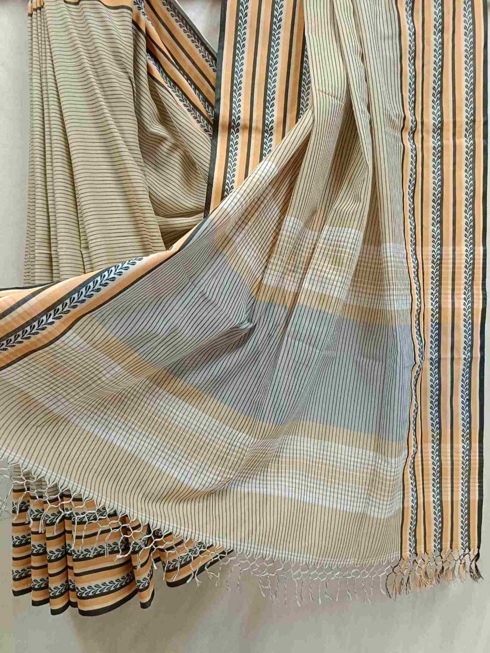 Beige and  Black Soft Handloom Cotton Sarees Woven Border Balaram Saha
