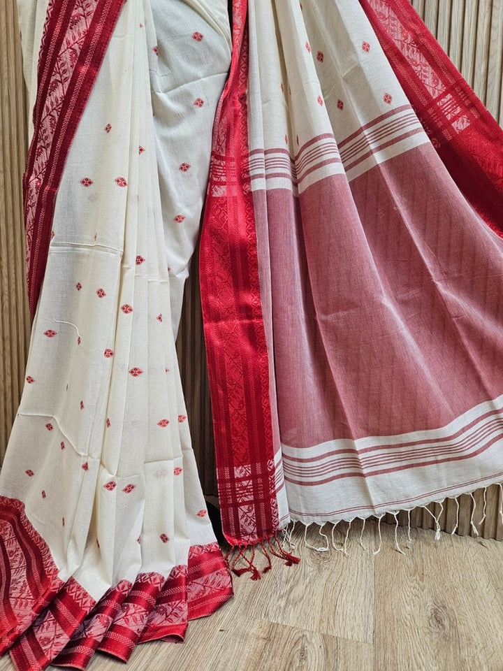 Off-White & Red Fine Quality  Handloom Cotton Saree Balaram Saha