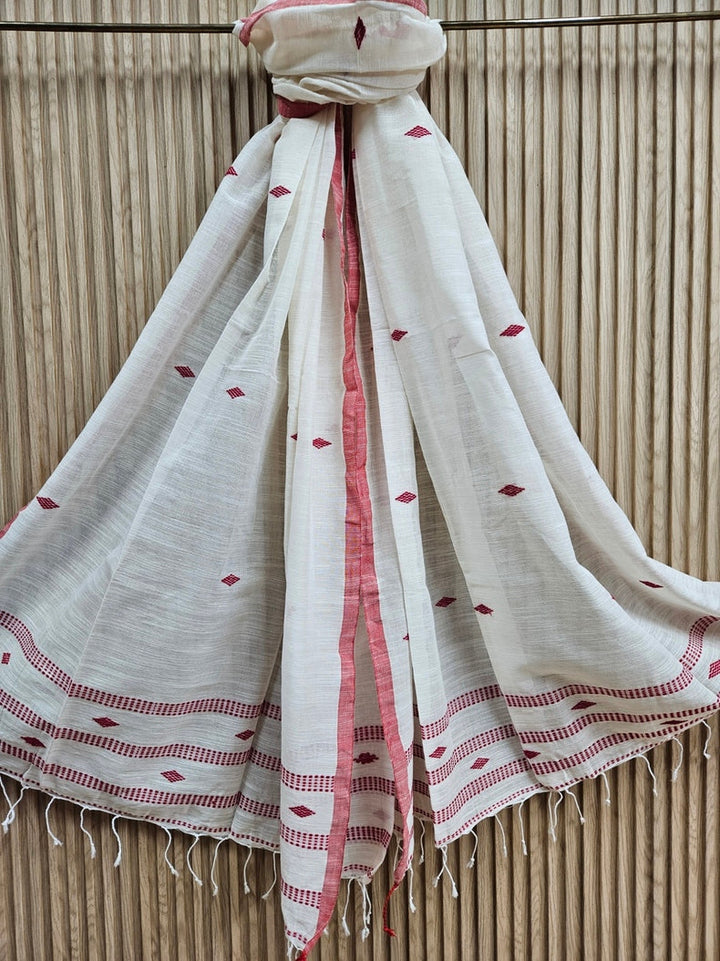 Off-White & Red Soft Handloom Cotton Dupatta Features a Delicate red Woven Motif Balaram Saha