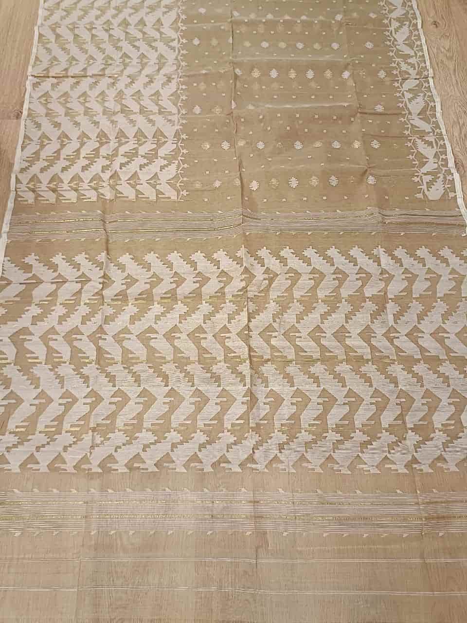 Beige & White/Gold, Cotton handwoven Jamdani saree Balaram Saha